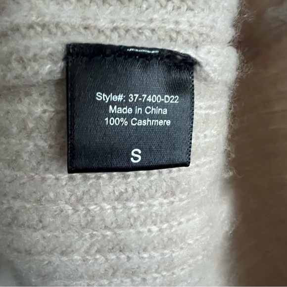 Jenni Kayne Cropped Cardigan Cocoon Cardigan - Oatmeal - Picture 5 of 7